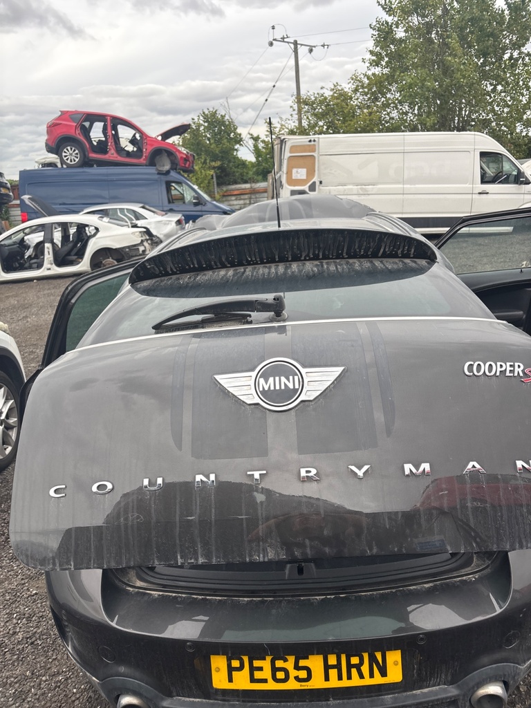 [EPE-122336] Portón trasero Mini Countryman 2015