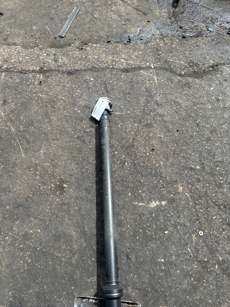 [EPE-105672] Árbol de transmisión delantero Volvo V60