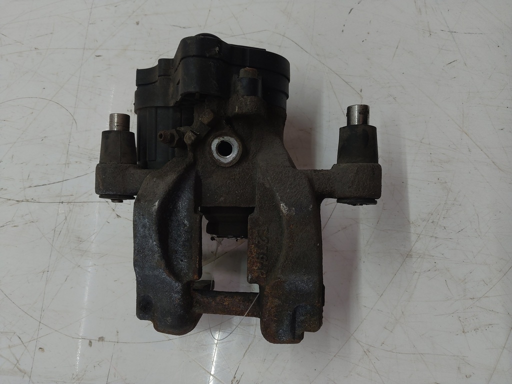 [MTD-514112] Pinza de freno VW Passat B8 3G2 2.0 TDI Diesel CRLB CRL 3Q0615423