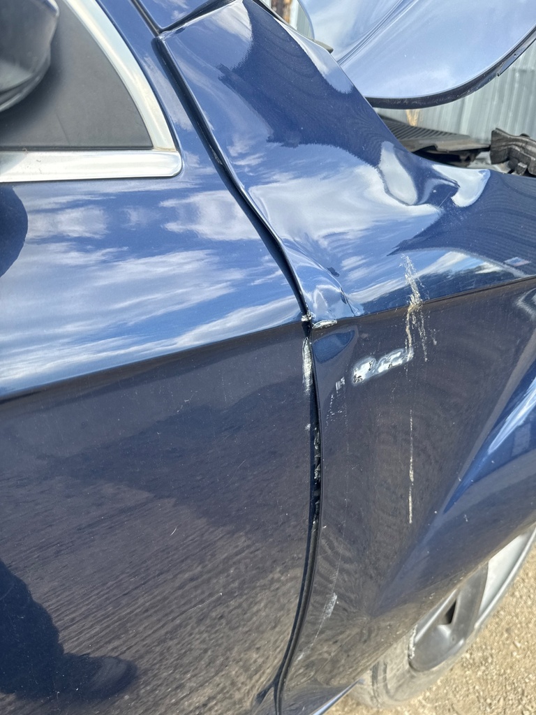 [EPE-109731] Puerta delantera derecha Audi Q7 4LB 2011