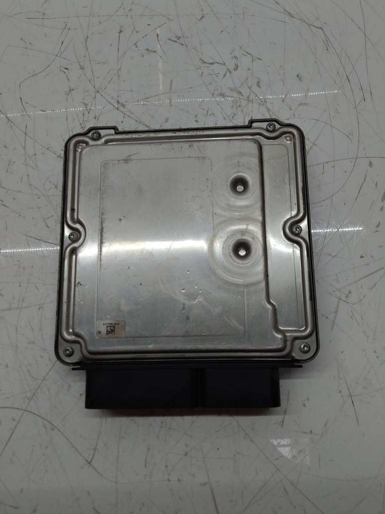 [MTD-514186] Unidad de control del motor VW Golf VII 2.0 TDI CRBC CRB 04L907309D