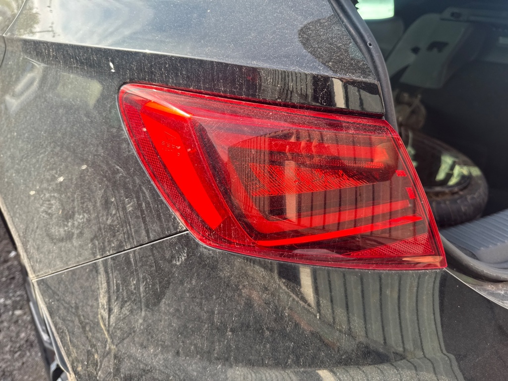 [EPE-120497] Piloto trasero izquierdo Seat Leon 2017