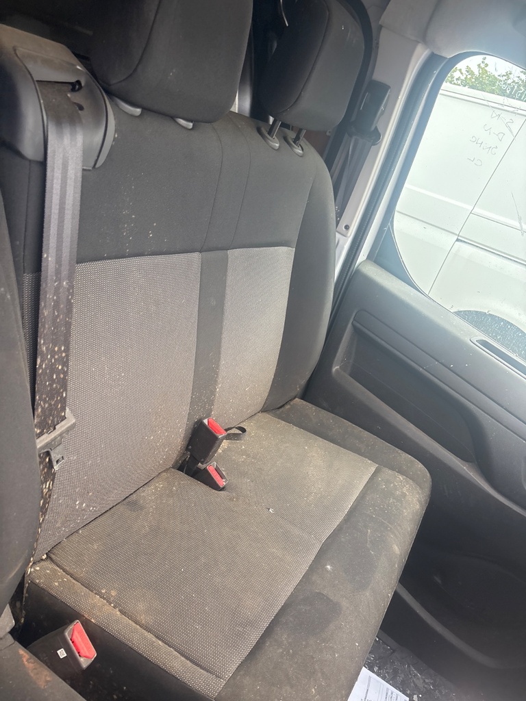 [EPE-121703] Asiento delantero izquierdo Opel Vivaro