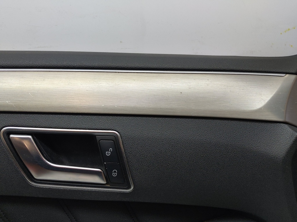 [MTD-515912] Panel de puerta delantera izquierda Mercedes Clase E W212 E 220 651.924