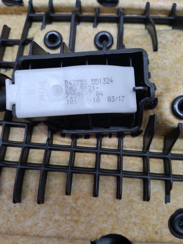 [MTD-516375] Panel de puerta delantera derecha BMW Serie 3 F30 330e 2.0 Hybrid