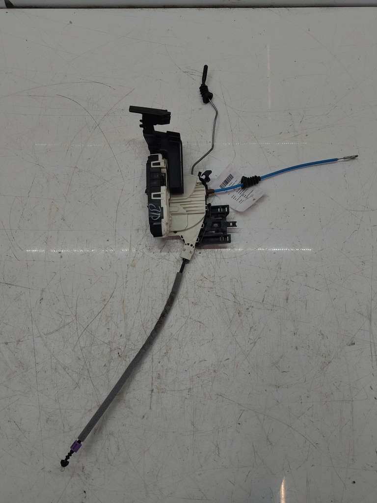 [MTD-516487] Cerradura de puerta Mercedes Clase A W176 1.6 M270.910