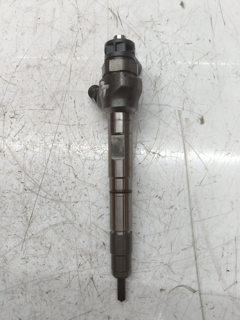 [MTD-518903] Inyector Audi A4 B9 A5 Q5 2.0 TDI DEUA DEU 04L130277AC