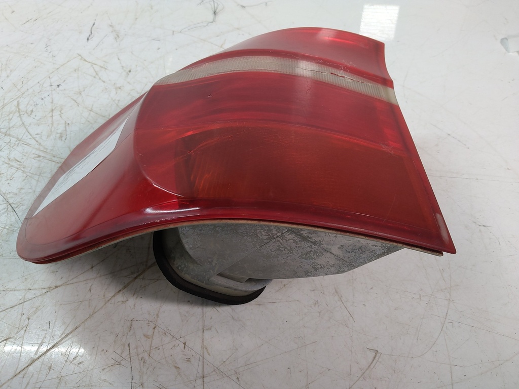 [MTD-520588] Luz trasera izquierda BMW X5 E70 3.0 SD M57D30 306D5 7200817