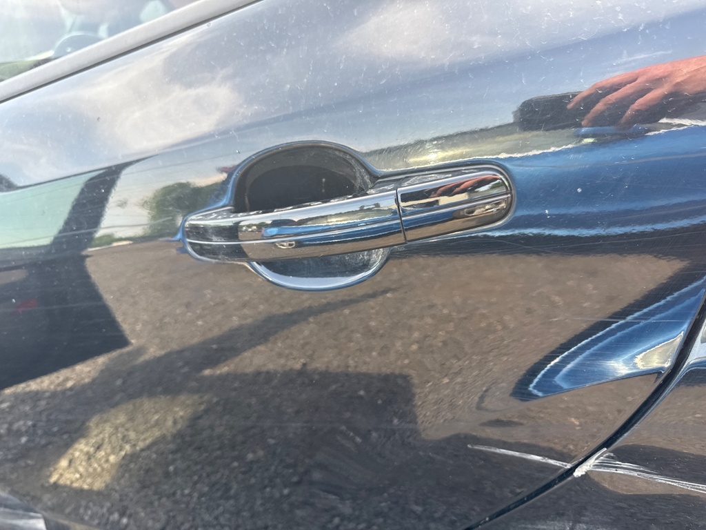 [MTD-530189] Tirador de puerta trasera exterior izquierdo Ford Focus III