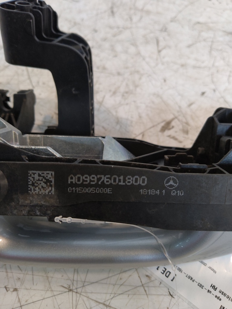 [MTD-531893] Manilla exterior de la puerta trasera derecha Mercedes Clase C W205 2,0 C 220 d