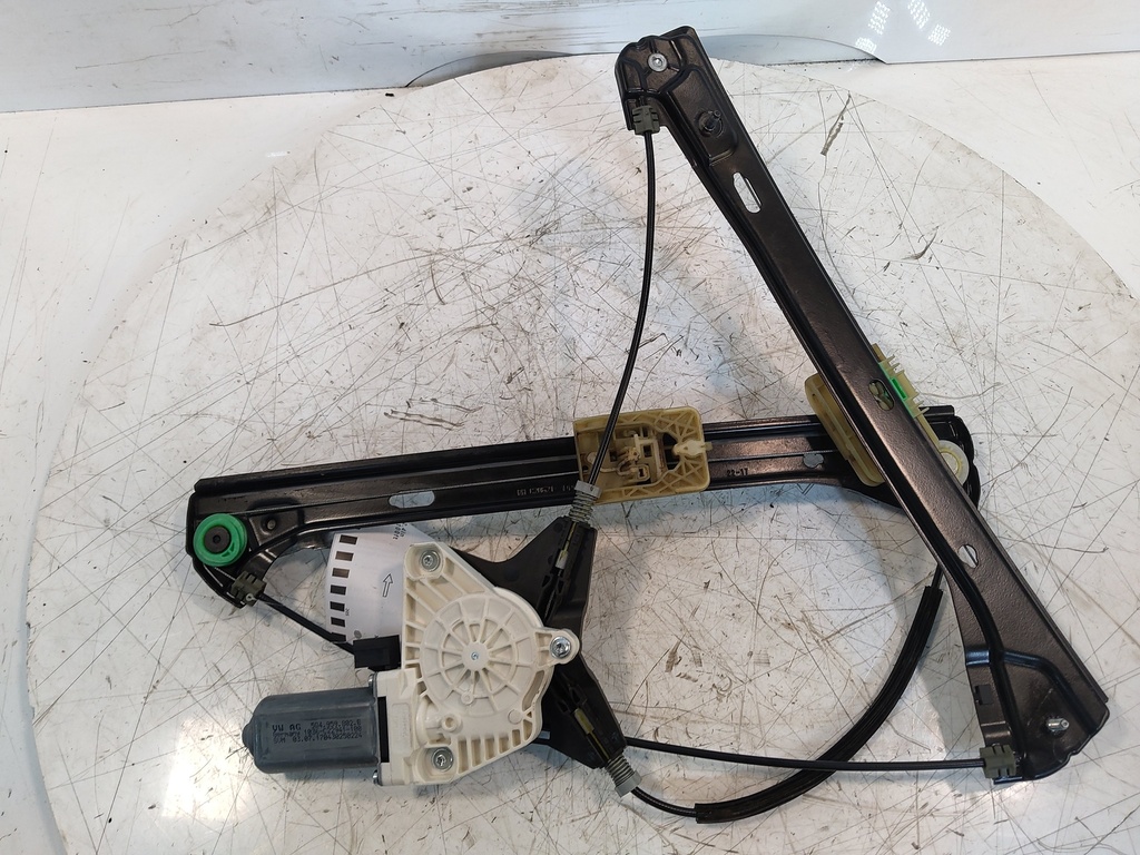 [MTD-531928] Motor de elevalunas VW Passat B8 3G5 2017 DFCA DFC 2.0 TDI 5Q4959802B