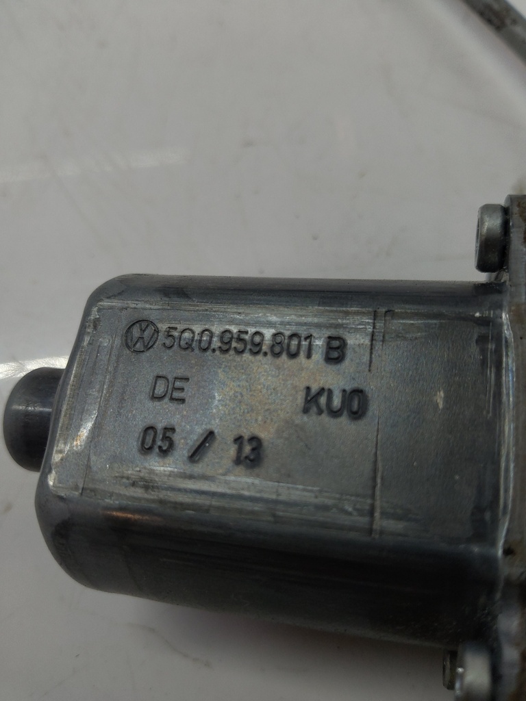 [MTD-532447] Motor de elevalunas Audi A3 8VA 2013 CRBC CRB 2.0 TDI