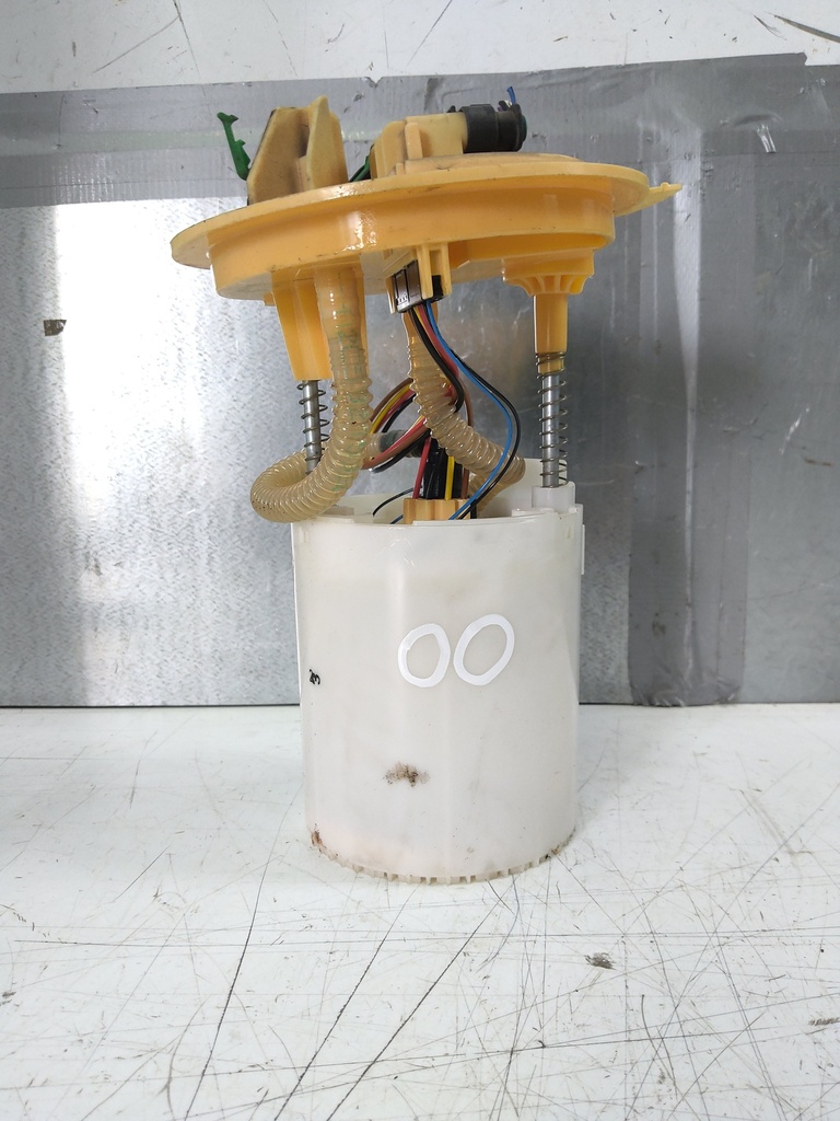 [MTD-532512] Bomba de combustible Mercedes Clase B W246 2017 OM651 2.2 B 200 CDI A2464701494