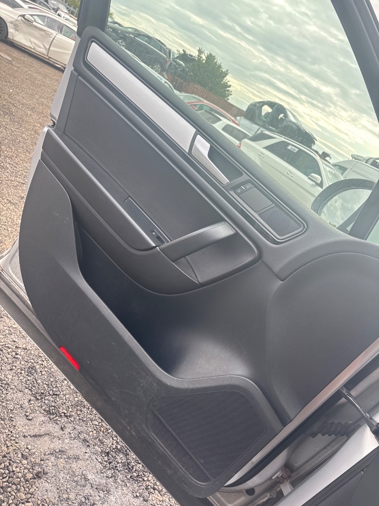 [MTD-533555] Arnés puerta delantera izquierda VW Touareg 7P5 2012 X7W