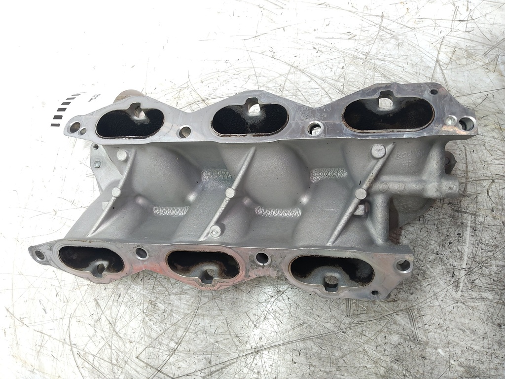 [MTD-533889] Colector de admisión Kia Sorento 2006 G6DA 3.8 4WD
