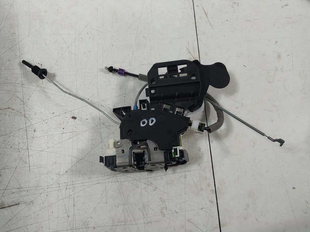 [MTD-534929] Cerradura de puerta Mercedes-Benz Clase M 2012 OM642.826 642.826 A2047303535
