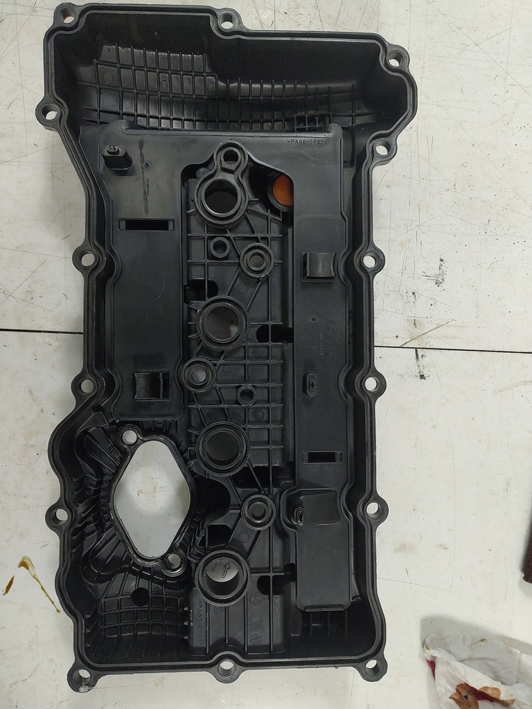 [MTD-534993] Tapa de válvulas y cubierta de culata Kia Sorento 2015 2.4 CVVT G4KJ 224002G670