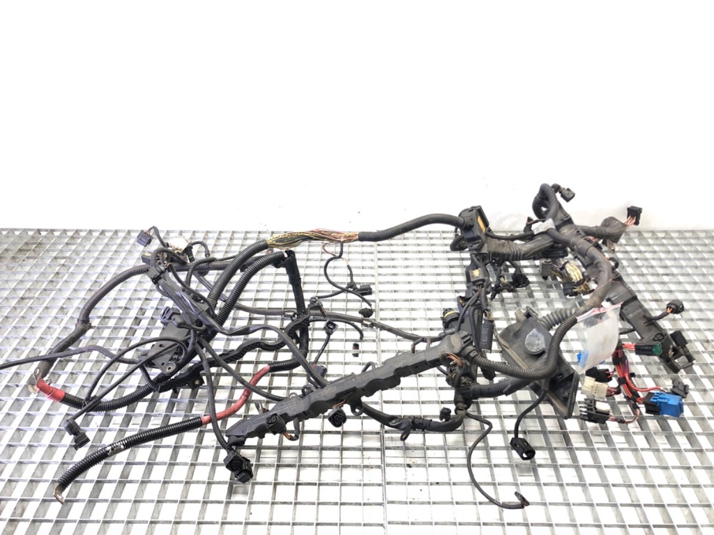 [STARK-570345] Mazo de cables motor BMW Serie 7 (F01, F02, F03, F04) 2008-2015 750i 300kW (408CV) gasolina