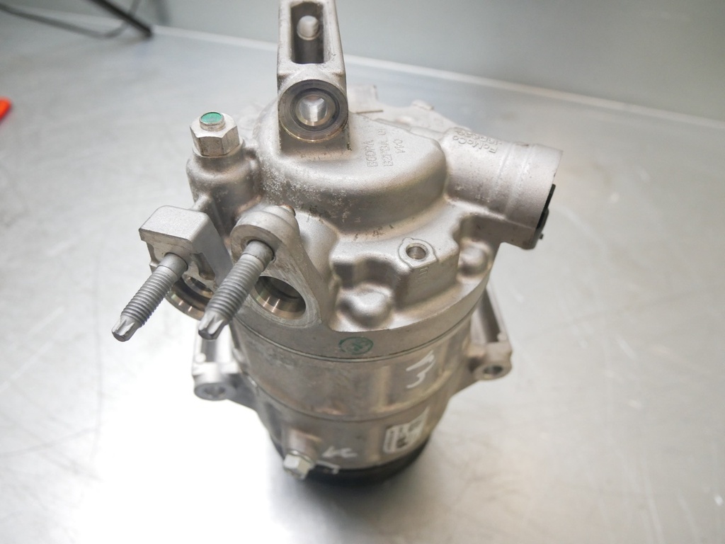 [MTD-424422] Compresor de aire acondicionado Ford Focus 1.5 EcoBoost JX61-19D629-MA