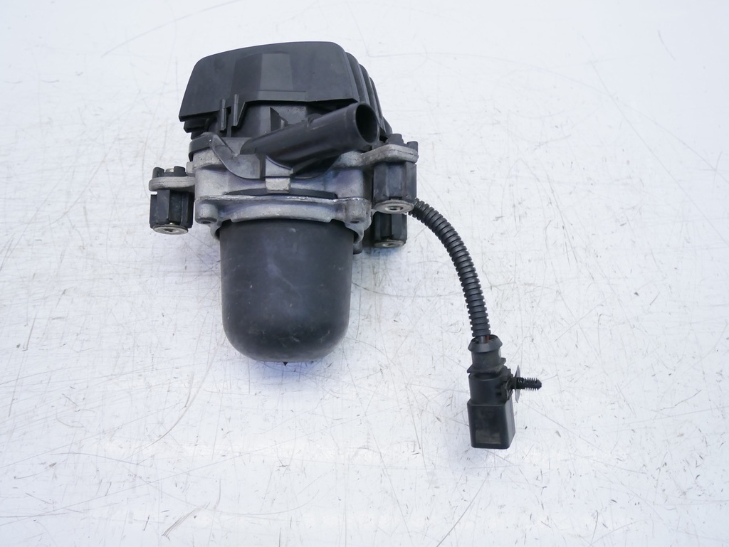 [MTD-417181] Bomba de aire secundario Porsche Cayenne (9PA) 3.2 4.5 V8 250kW 340CV M48.00 7L5959253A