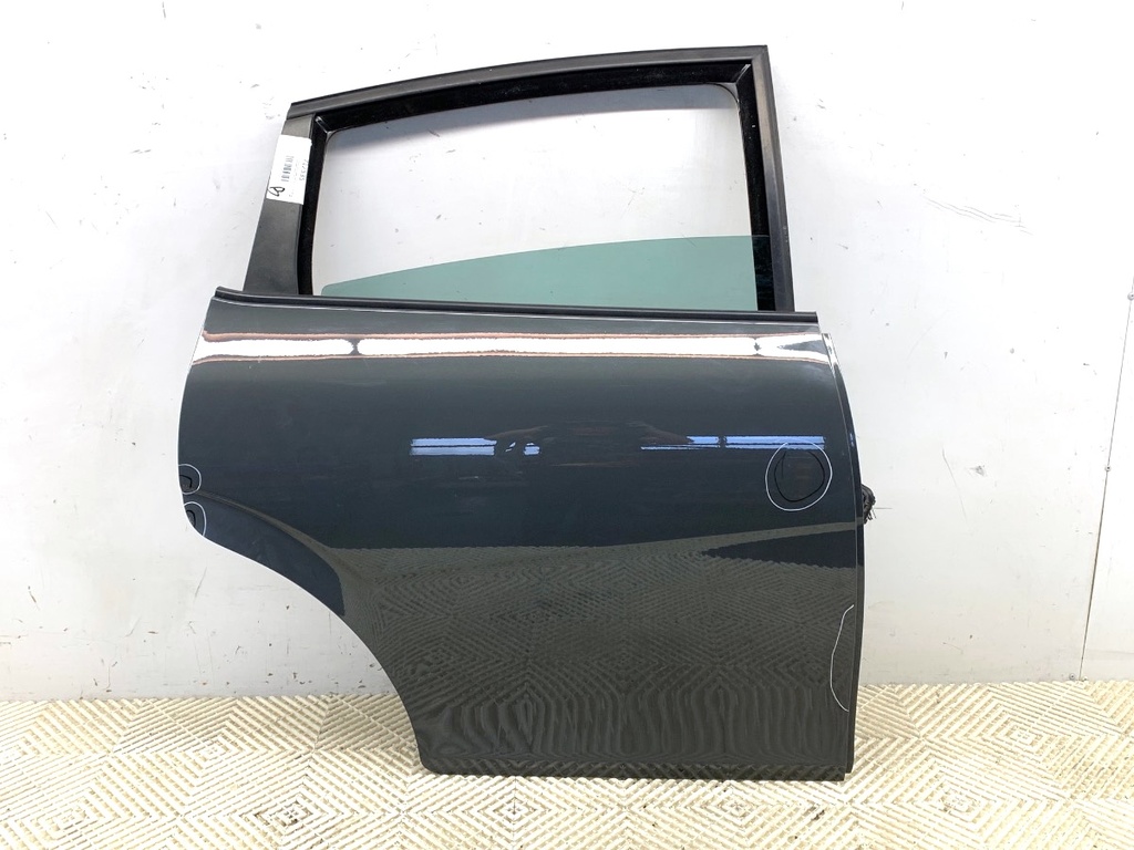[STARK-712535] Puerta trasera derecha SEAT LEON (1P1) 2005-2013 LZ7X
