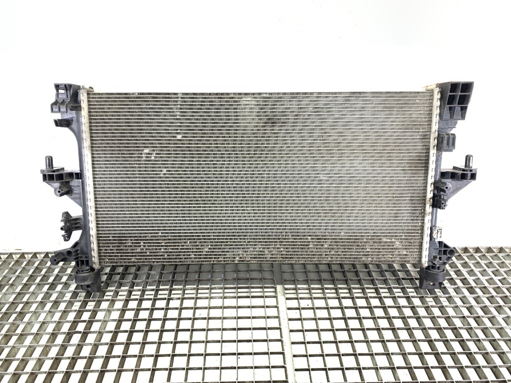 [STARK-719675] Radiador de agua PEUGEOT BOXER Skrzynia 2.0 BlueHDi 2015-2019
