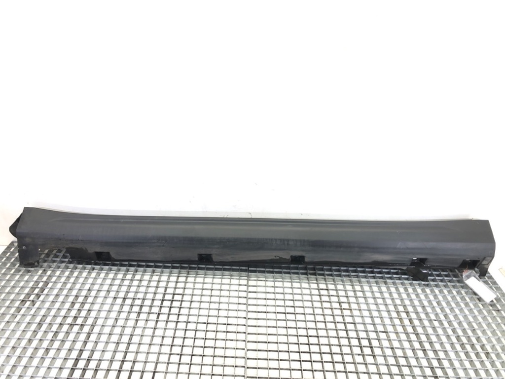 [STARK-526091] Moldura de umbral izquierda Suzuki SX4 S-CROSS (JY) 2013-2022