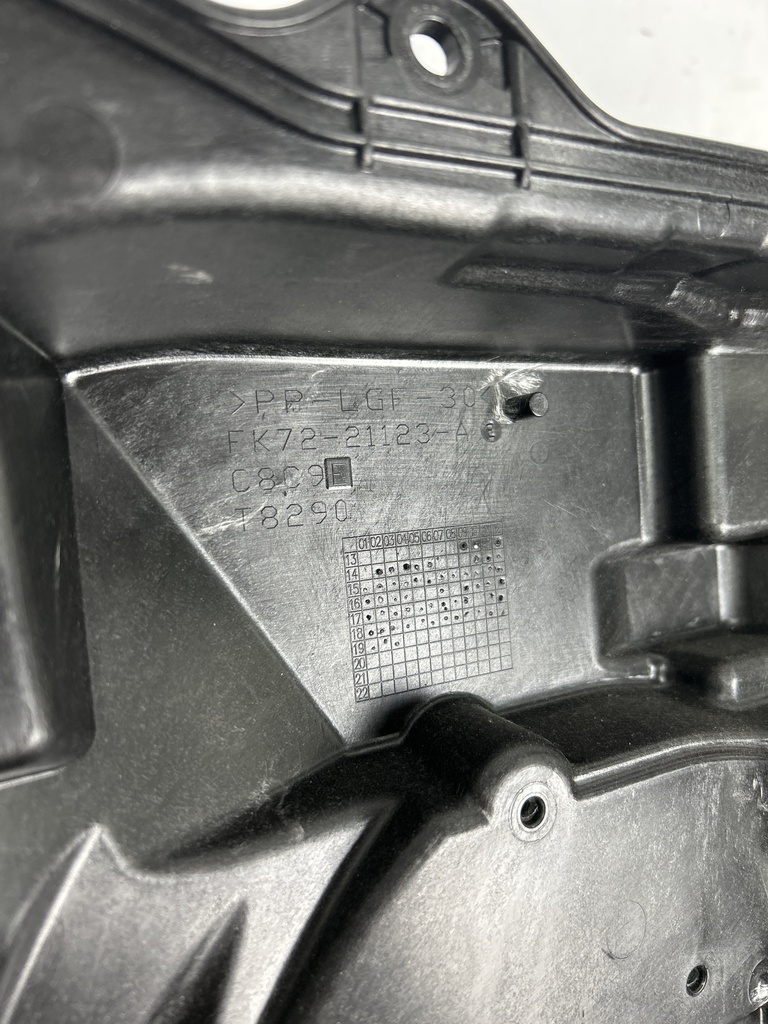 [MTD-497844] Panel de puerta Land Rover Discovery Sport L550 2.0 D 204DTD