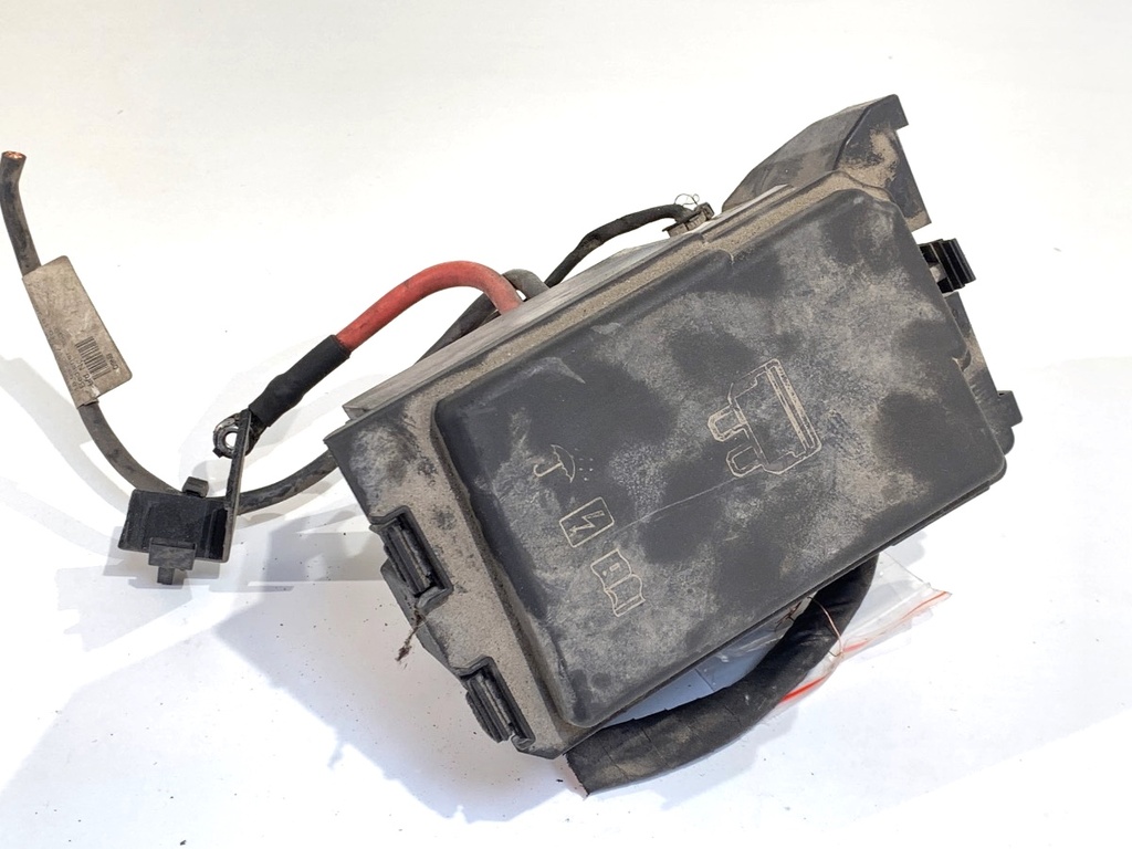 [STARK-868744] Caja de fusibles SKODA RAPID (NH3, NK3, NK6) 2012-2022 1.6 TDI