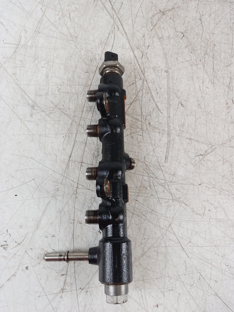 [MTD-434775] Tubo de raíl para Ford Focus 1.5 EcoBlue ZTDA 9825589880