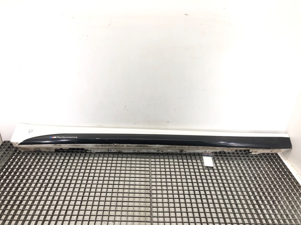 [STARK-474535] Moldura de umbral de puerta derecha BMW Serie 3 (F30, F80) 2011-2018