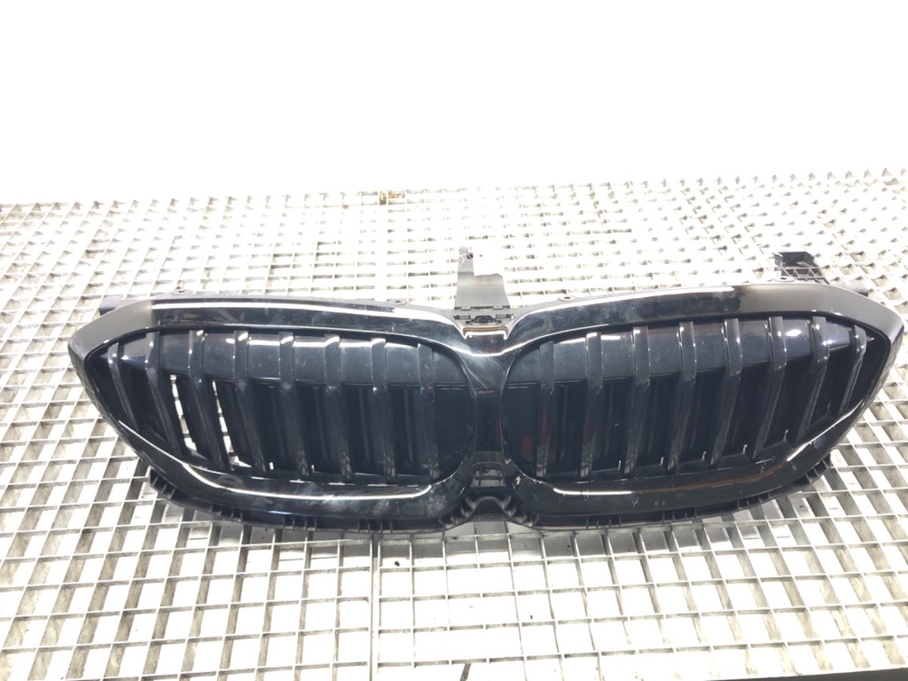 [STARK-538378] Rejilla de parachoques BMW Serie 3 (G20, G80, G28) 2018-2022