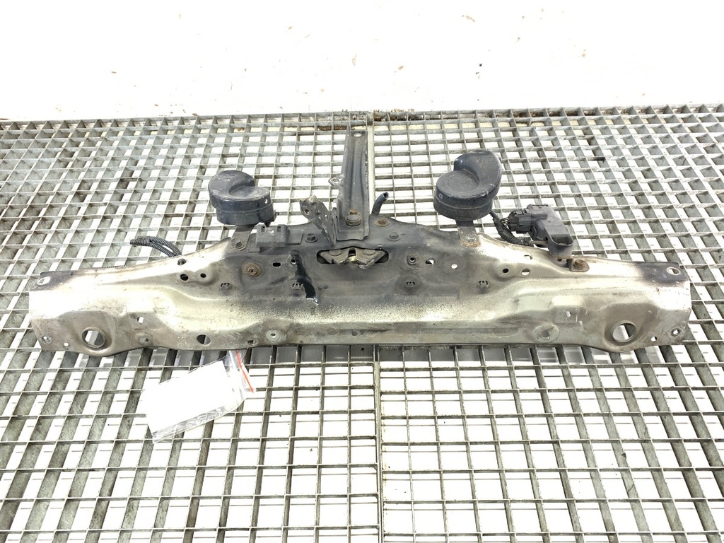 [STARK-735479] Refuerzo superior LEXUS GS (_S19_) 2005-2012