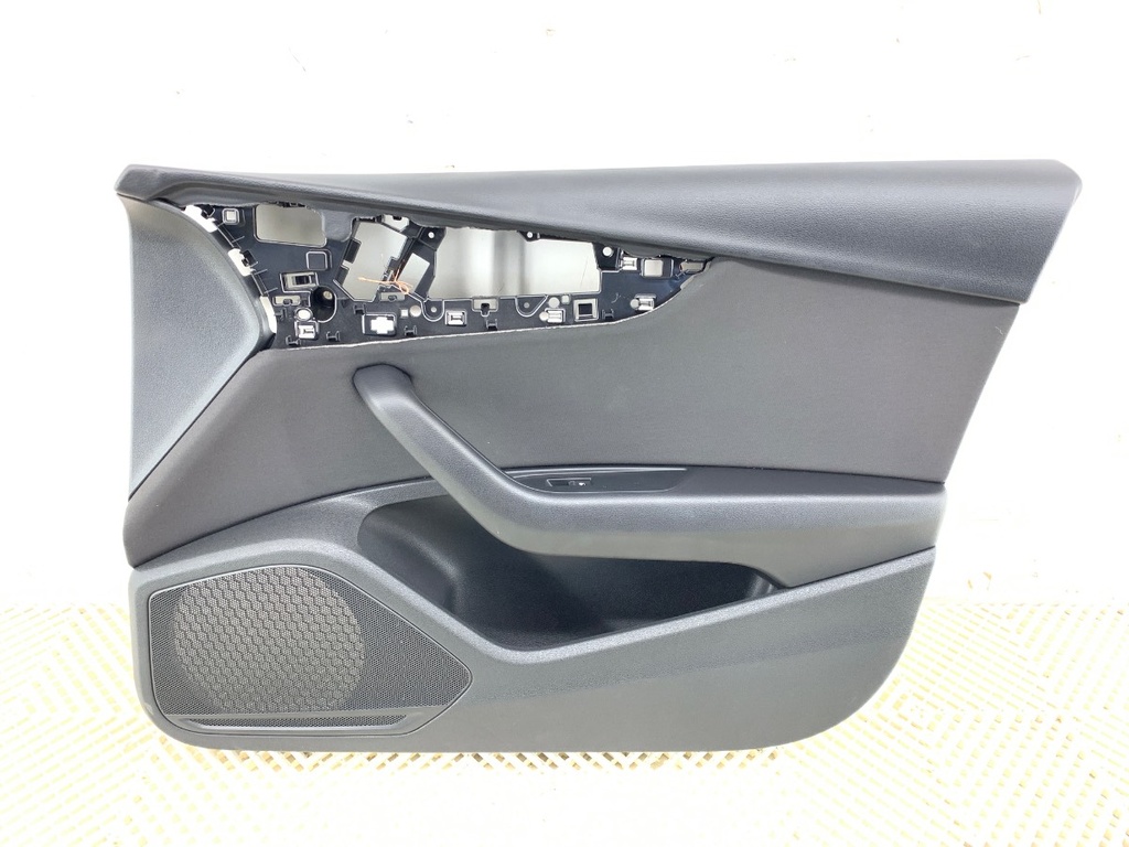 [STARK-779086] Panel de puerta delantero derecho Audi A4 B9 (8W2, 8WC) 2015-2022