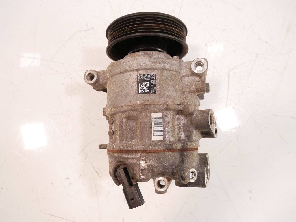 [MTD-427460] Compresor de aire acondicionado para VW Golf VII 1.6 TDI CLH CLHA 5Q0820803