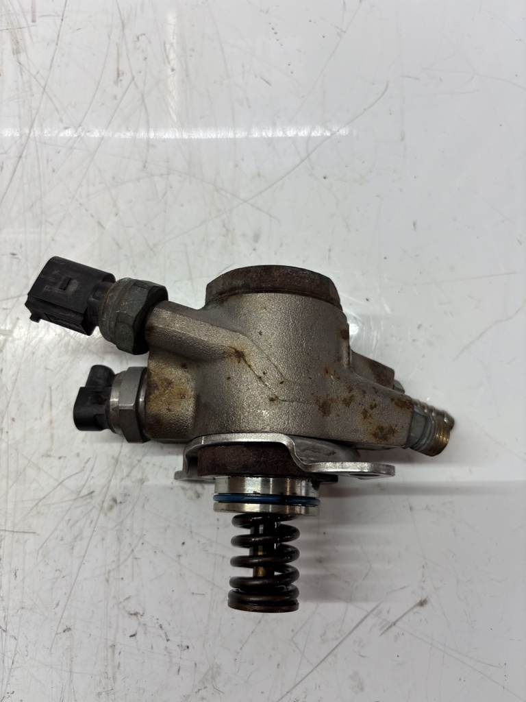 [MTD-460958] Bomba de combustible Audi A4 S4 B8 A5 S5 3.0 Quattro CGWC CGW 06E906051K