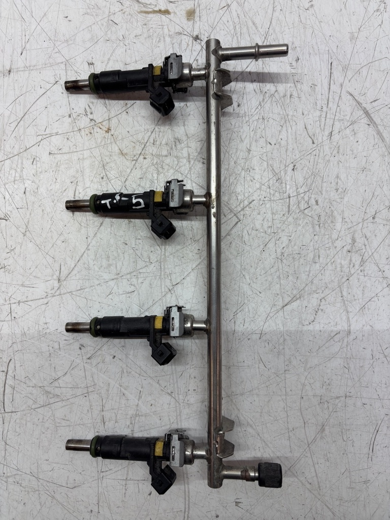 [MTD-473187] Riel inyector Opel Vectra C 1.8 gasolina Z18XER 2H0 55353806 5817306