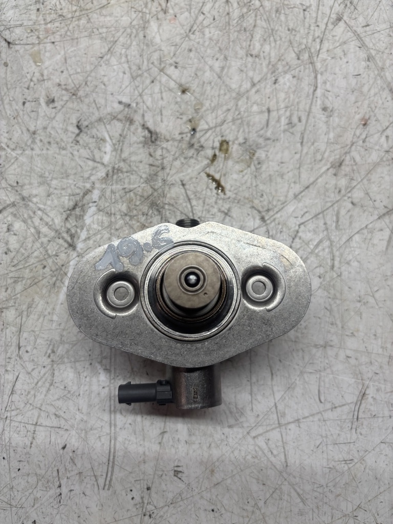 [MTD-483658] Bomba de combustible BMW X5 F15 4.4 xDrive50i N63B44O1 N63B44B N63 8604232