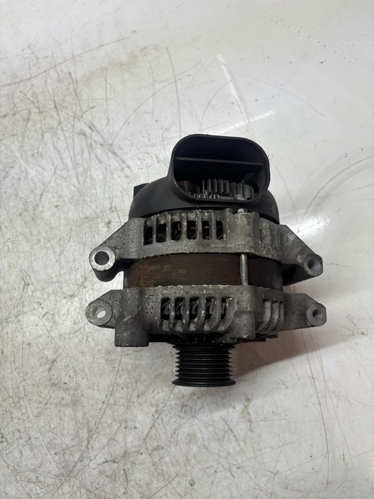[MTD-484167] Alternador BMW Serie 7 F01 F02 4.4 750i Li xDrive N63B44B N63 7606628