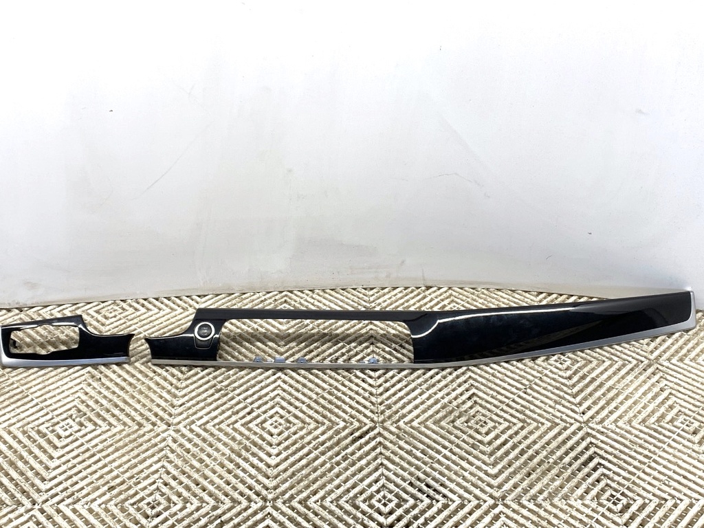 [STARK-743969] Moldura decorativa BMW Serie 5 Touring (F11) 2009-2017