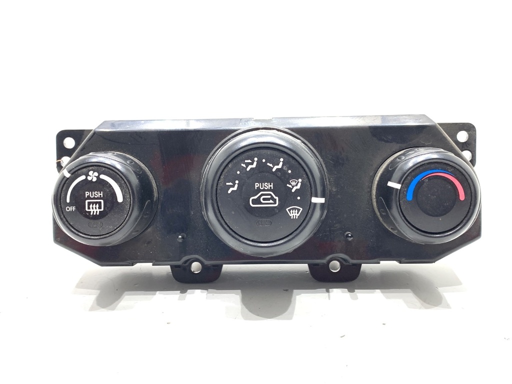 [STARK-773982] Panel de control de climatización KIA Sportage II (JE_, KM) 2.0 16V 4WD 2004-2022