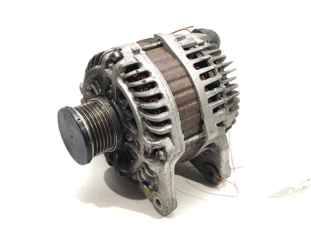 [STARK-439847] Alternador NISSAN SENTRA VI (B16) 2.0 104 kW 2006-2012