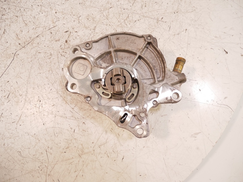[MTD-444139] Bomba de vacío VW Crafter 2.0 TDI CKUC CKU 03L145100H