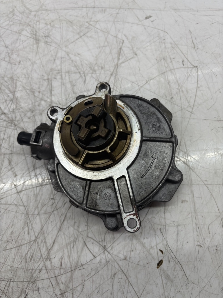 [MTD-448038] Bomba de vacío para Audi Q5 8RB 3.2 FSI CALB CAL 06E145100M