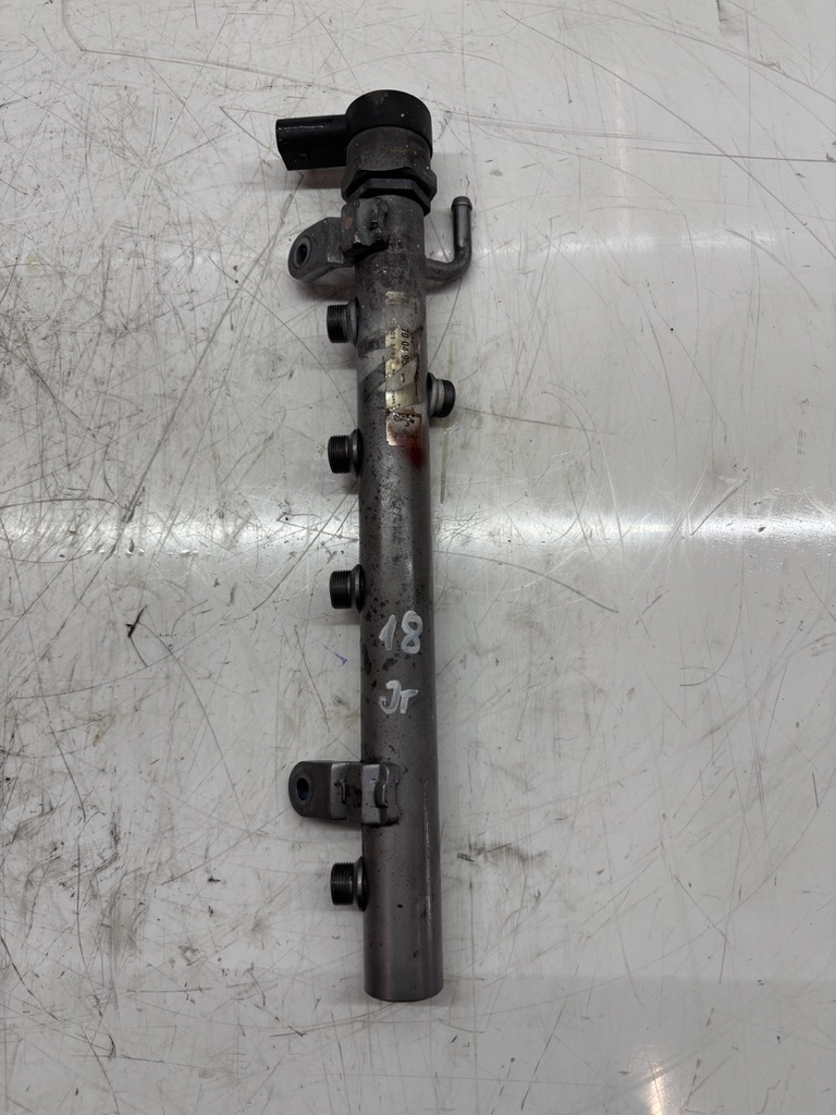 [MTD-448180] Tubo de raíl para Mercedes Clase E W211 S211 3.0 OM642.920 642.920 A6420702695