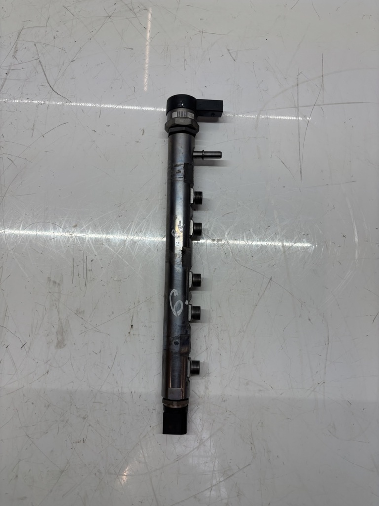 [MTD-450145] Tubo de raíl BMW Serie 1 F20 F21 2.0 118d N47D20C 7809127