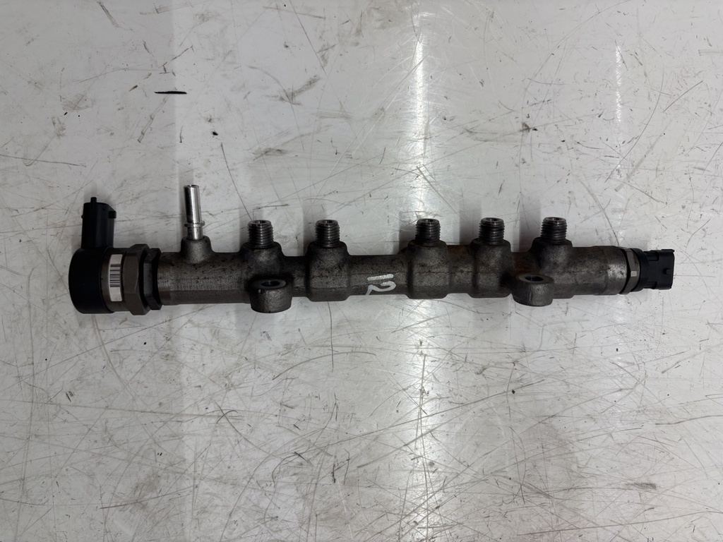 [MTD-455143] Tubo de raíl Land Rover Discovery Sport 2.0 D 4x4 204DTD AJ200 G4D3-9D280-AA