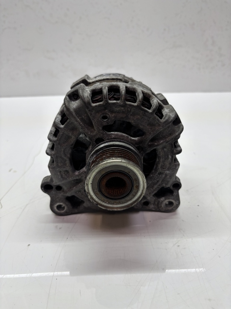 [MTD-455674] Alternador Audi A4 B8 A5 A6 C7 Q5 2.0 TDI CGLC CGL 03L903017E