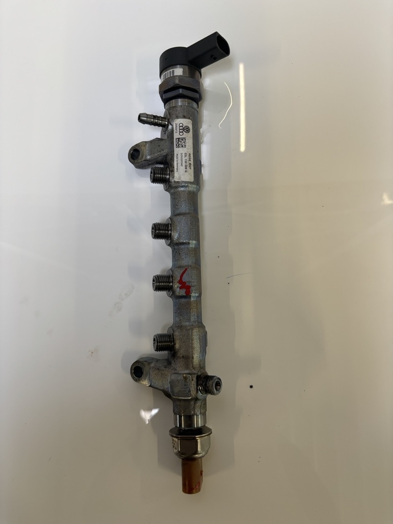 [MTD-501984] Tubo de raíl Audi A4 B8 A5 A6 C7 Q5 2.0 TDI CGLD CGL 03L130089Q