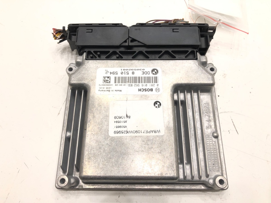 [STARK-701924] Unidad de control del motor BMW X3 (E83) 2003-2011